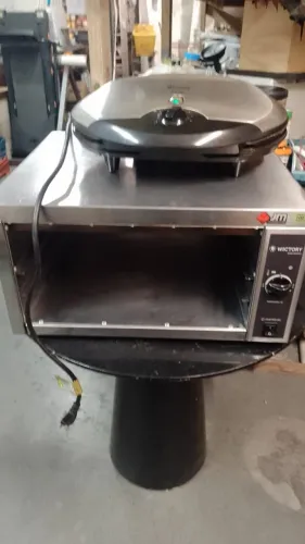 Forno Elétrico gratinador/salamandra em aço inox da marca Wictory