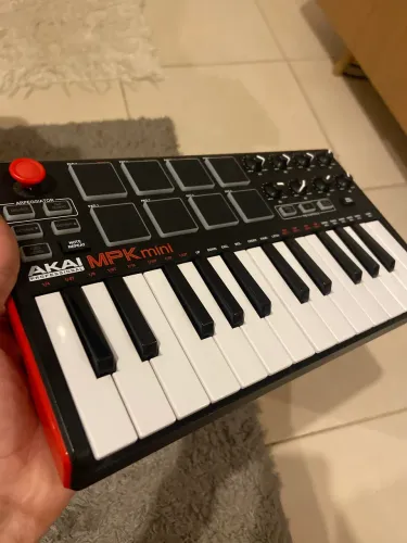 AKAI Mpk Mini MKII - Teclado Midi 