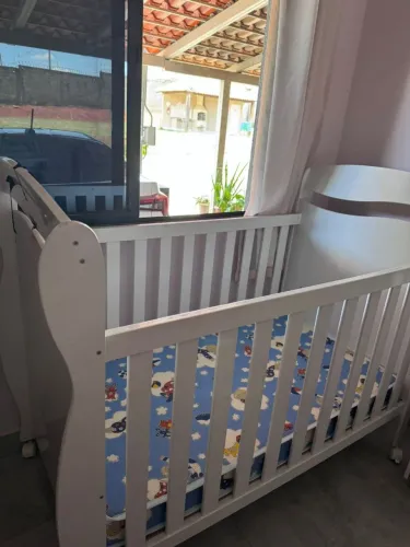 Vende-se berço americano 