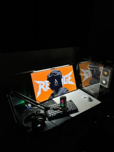 PCYES GAMER computer
