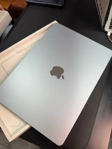 MacBook Air M5