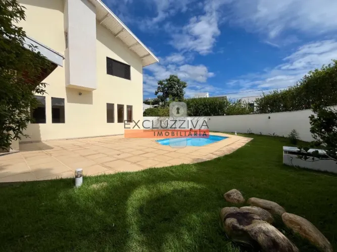 Sobrado de luxo no Condomínio Taubaté Village - Taubaté