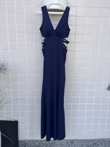 Vestido longo TAM P ( 155 cm de comprimento e 70 cm de busto)