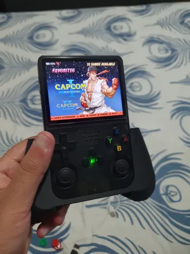 R36S Vídeo game Portátil com detalhe