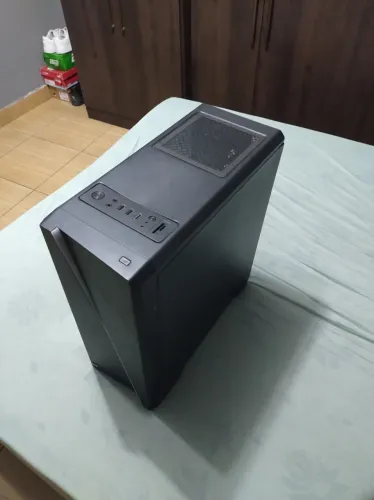 Gabinete aero cool rgb