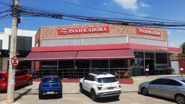 Vaga pra atendente de padaria