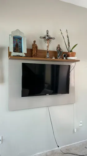 TV TLC 42"