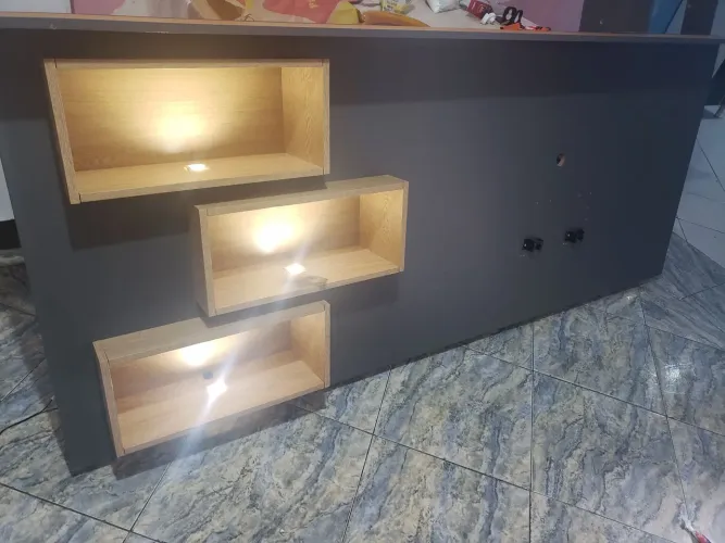 Vendo painel com luzes