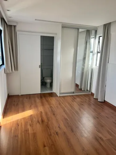 edf Barão de Granito (VENDO)  Casa Forte - Recife - PE