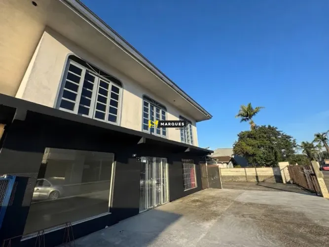 Sala Comercial de 80m² no bairro Jardim Paraíso - Joinville - Santa Catarina