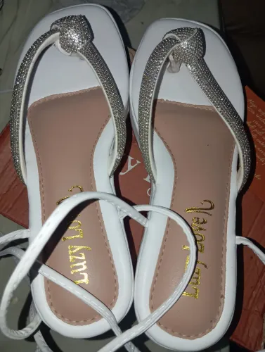 Vendo Sandália Anavela Nol Amarração Strass Plataforma