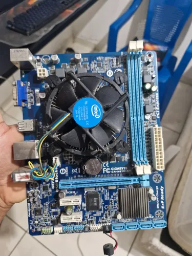 Kit placa mae Gigabyte h61m + I7 2600 + 2gb ram