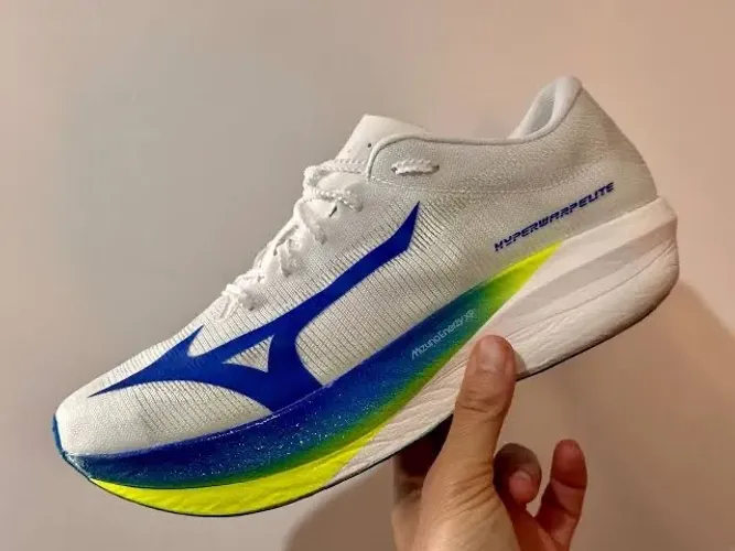 Mizuno Hyperwarp Elite 41