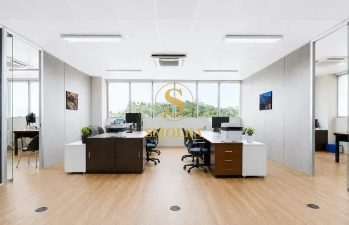 Sala Comercial com 156,72 m2 no Techno Towers
