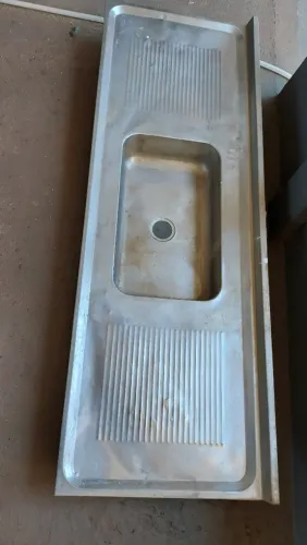 Pia inox 1,6m com concreto embaixo
