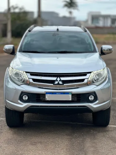 Mitsubishi L200 Triton Sport HPE-S 2.4 CD Dies. AUT 2020