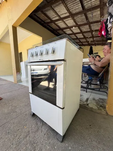 Fogão 250,00