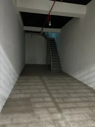 Ponto comercial/Loja/Box para aluguel com 50 metros quadrados em Campo Grande - Rio de Jan