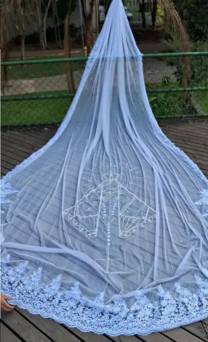Véu de Noiva Novo com Nossa Senhora Bordada