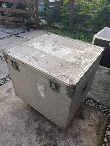 Hard case com rodas
