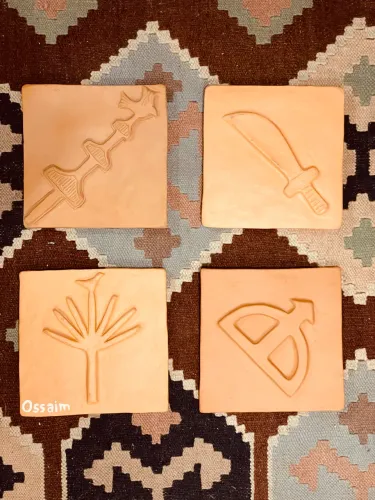 Placas decorativas de barro orixás