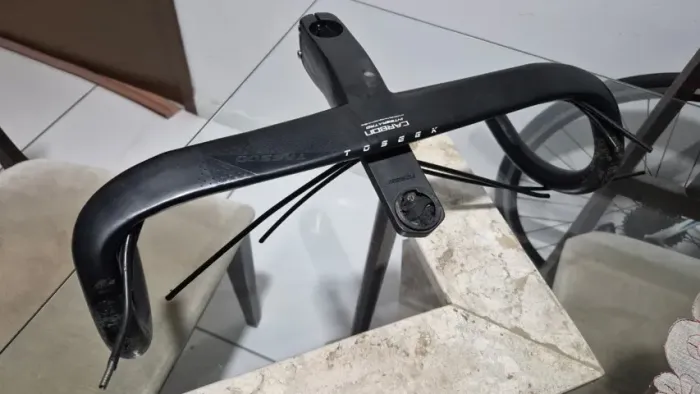 Guidao Integrado de Carbono Tossek para Bike Speed