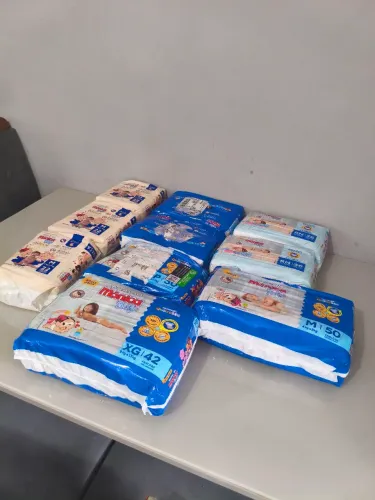 Lote de fraldas Descartáveis Turma Monica