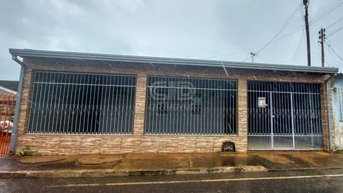 Casa com 3 Quartos no Pedra 90