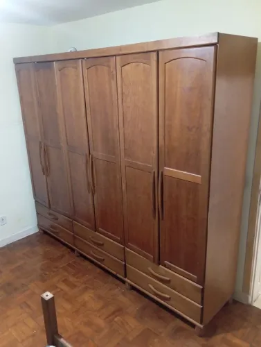 Guarda Roupa Embuia 