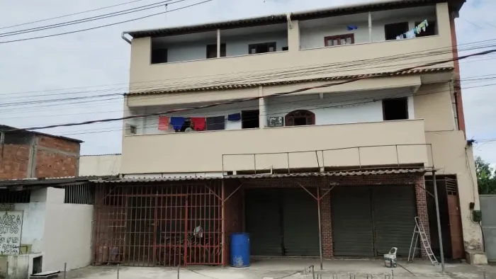 VENDO PREDIO SEROPEDICA