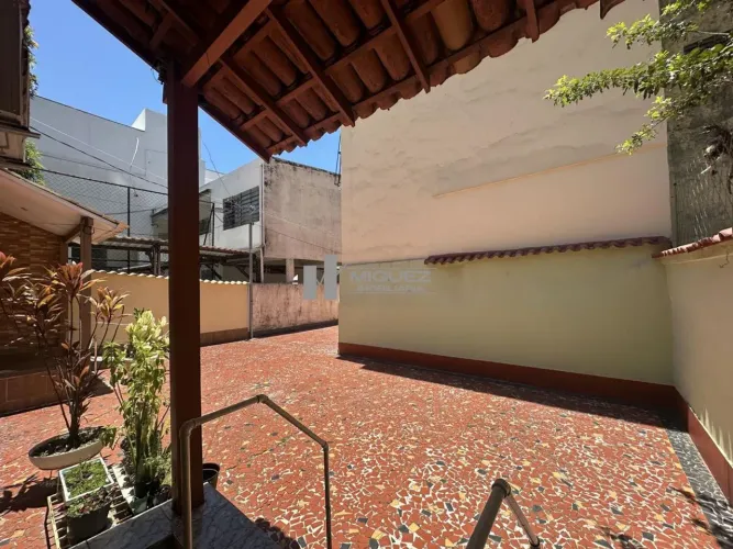 Excelente Casa de Vila à venda 2 quartos Rua Araújo Lima (Tijuca), 2 vagas de garagem, sem