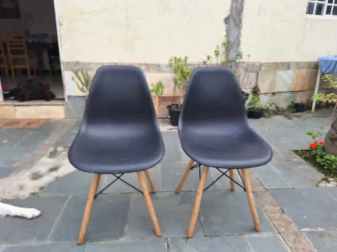 Cadeira Eiffel Charles Eames Preta 