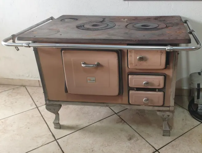 Fogão a lenha n°2 marca petrycoski