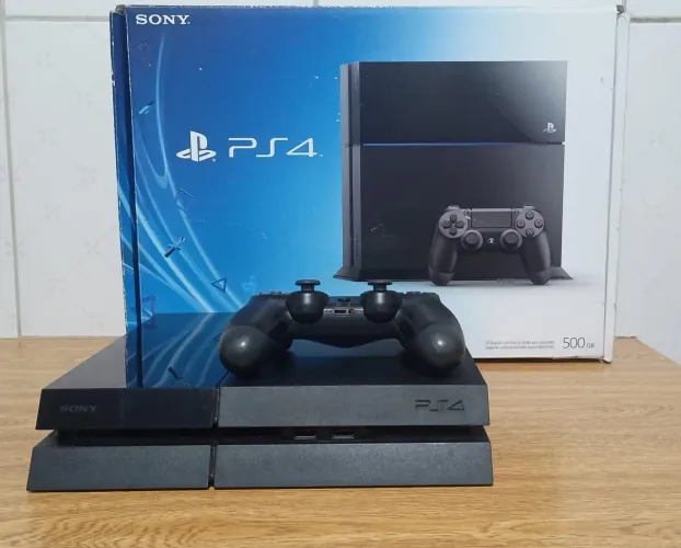 Ps4 na caixa