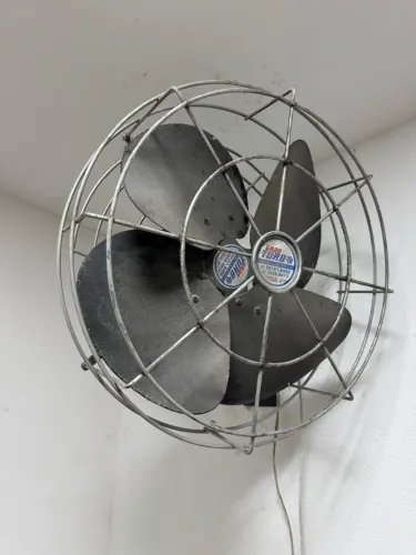 4 ventiladores turbo industriais de parede cada 500