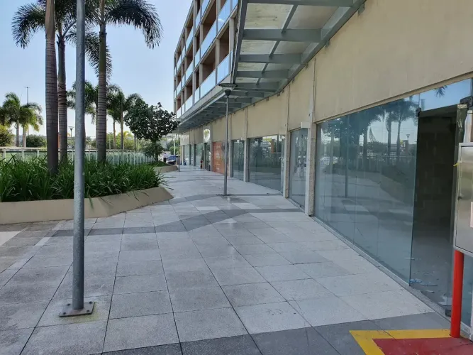 Ponto comercial/Loja/Box para venda possui 55 metros quadrados