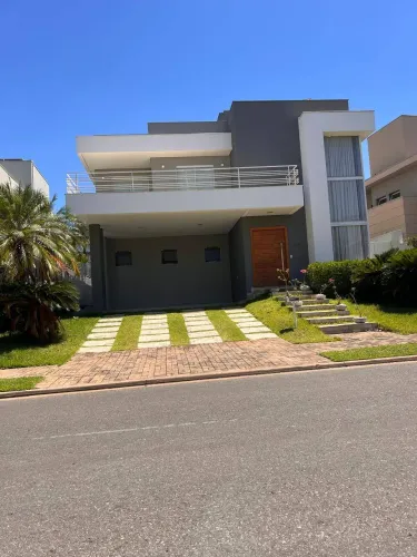 Sobrado com 3 suites no Alphaville 1