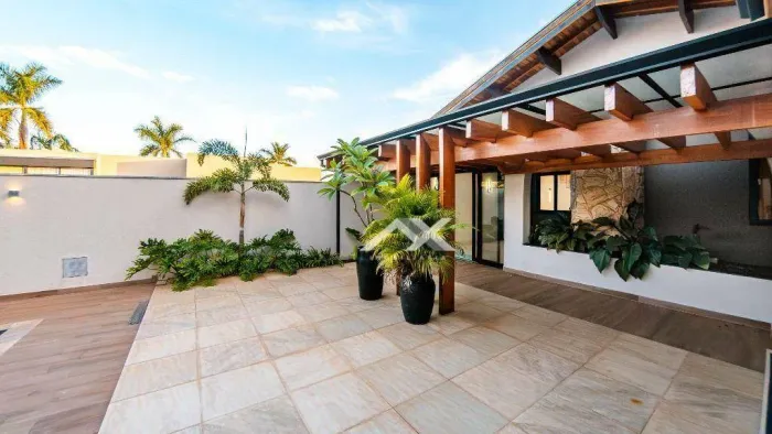 Casa com 3 dormitórios para alugar por R$ 11.650,00/mês - Samambaia Parque Residencial - B