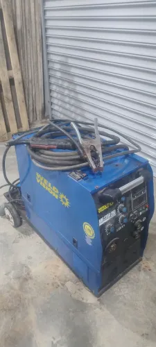Máquina de solda mig  Weld vision star 250 Hamperes seminova