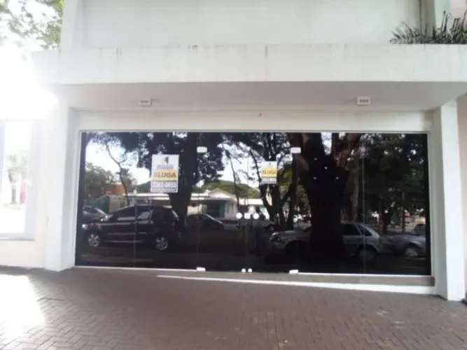 Cjto Comercial/Sala para alugar por R$ 2200.00, 40.00 m2 - ZONA 05 - MARINGA/PR