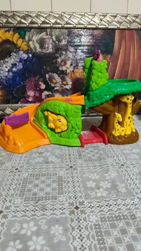 Brinquedo Fisher-Price Safari com Escorregador - Ótimo Estado