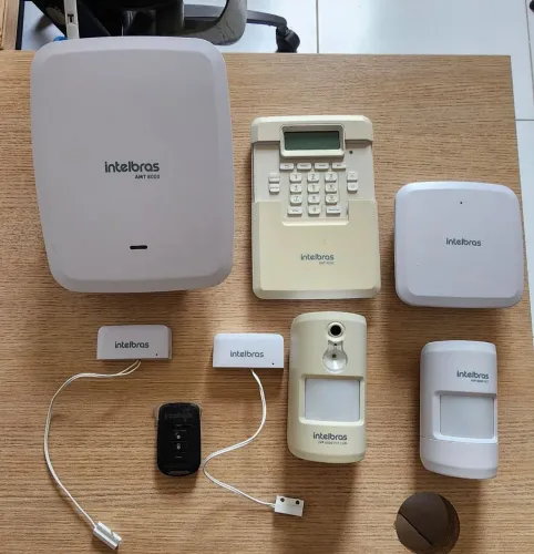 Kit Central de Alarme AMT 8000 Intelbras