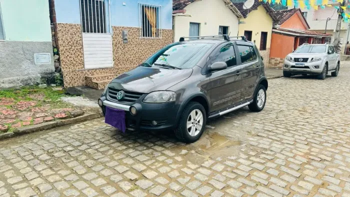 Volkswagen Crossfox 1.6 MI Total Flex 8V 5P 2010