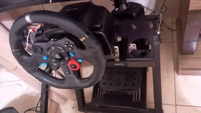 Volante Logitech G29 mais pedal com Sensor Hall e Célula de Carga da Rake Parts