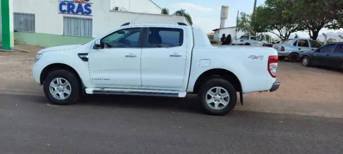 Ford Ranger Limited 3.2 20V 4X4 CD Aut. Dies. 2015