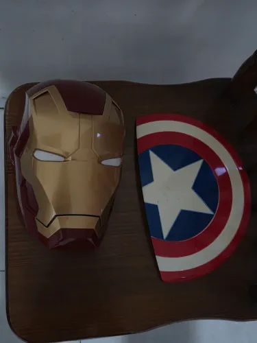 Luminária 3D - Homem de Ferro e Capitão América