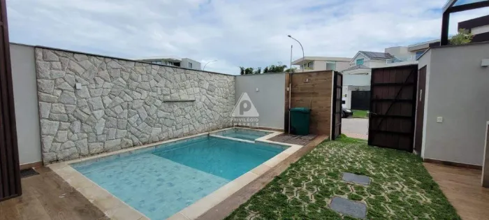 Oportunidade Única: Casa com 5 Suítes no Melhor do Recreio - Riviera Del Sol, Recreio dos 