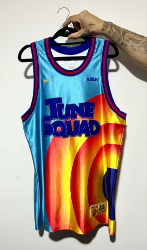 regata tune squad, lebron james original nike | space jam