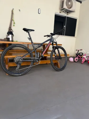  Bicicleta Specialized Epic Full Tam 19 alumínio