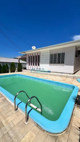 Casa em Flor de Nápolis, 03 dormitórios - São José